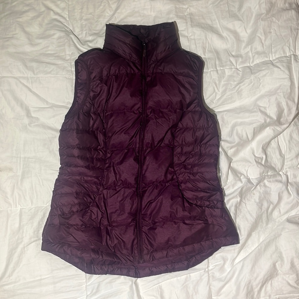 32 Degrees Heat Purple Zip up Vest.